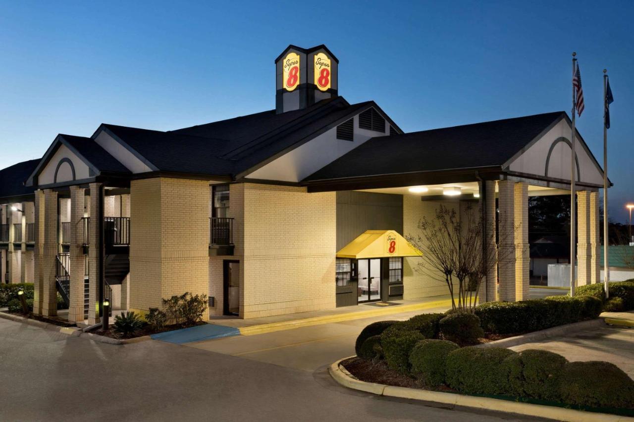 Super 8 By Wyndham Ruston Motel Exterior photo